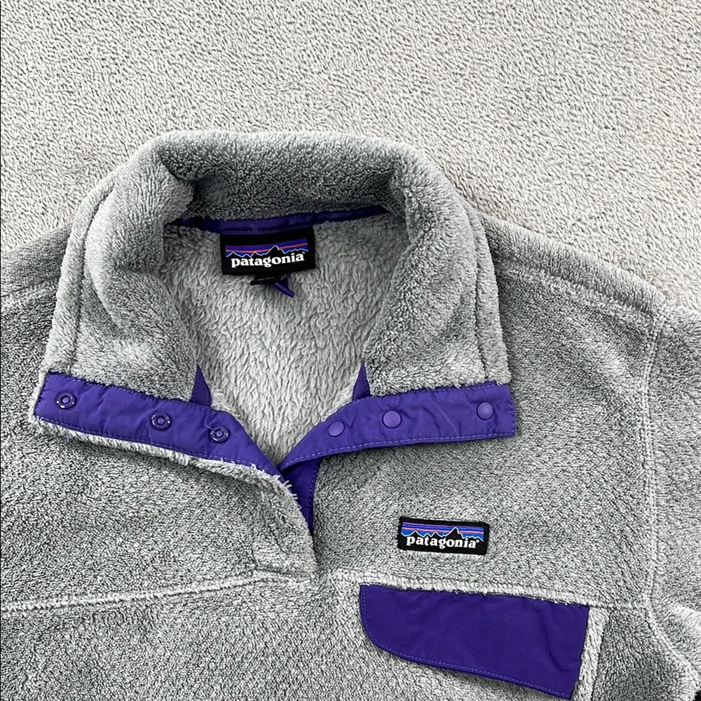 Patagonia M Women's Gray and Purple‎ Re Tool T Snap Fleece Pullover